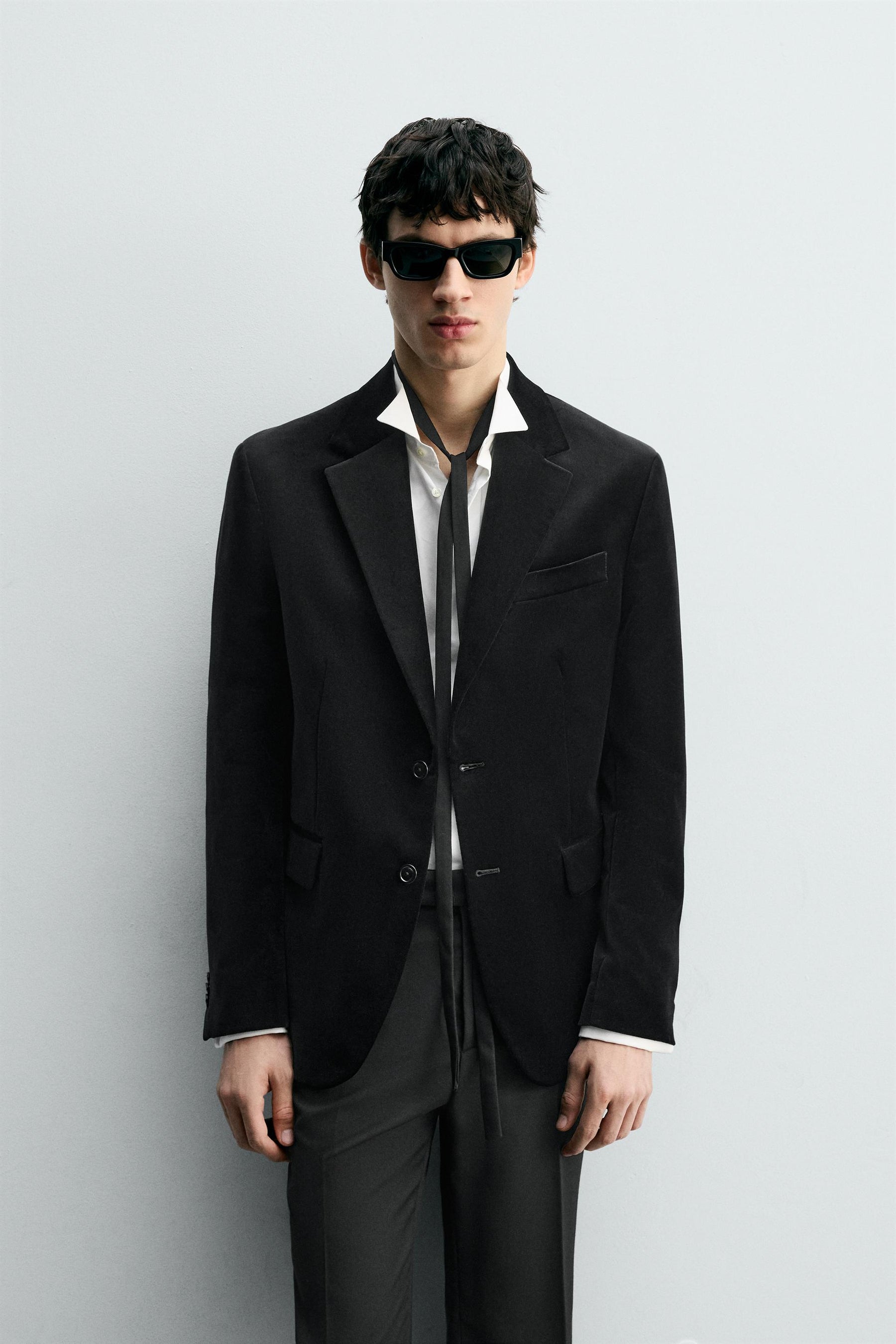 REGULAR FIT VELVET BLAZER - Image 2