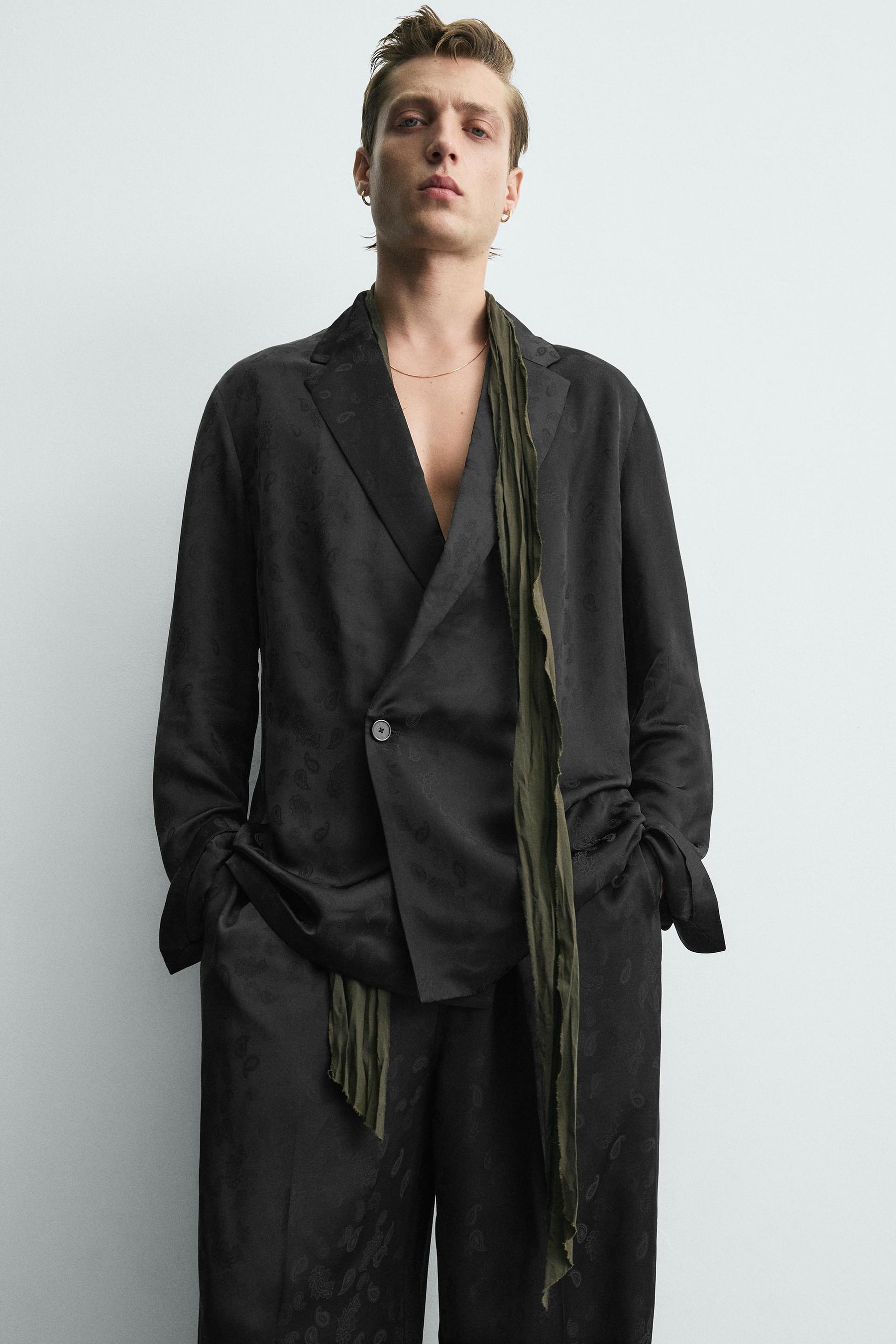 Paisley Jacquard Blazer - Image 5