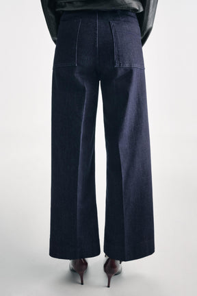 Wide-leg High-waist Jeans