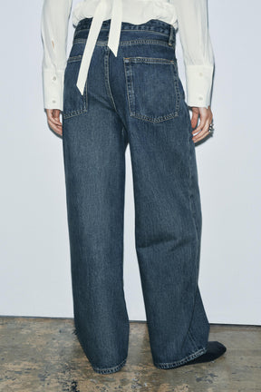 Baggy mid-waist jeans