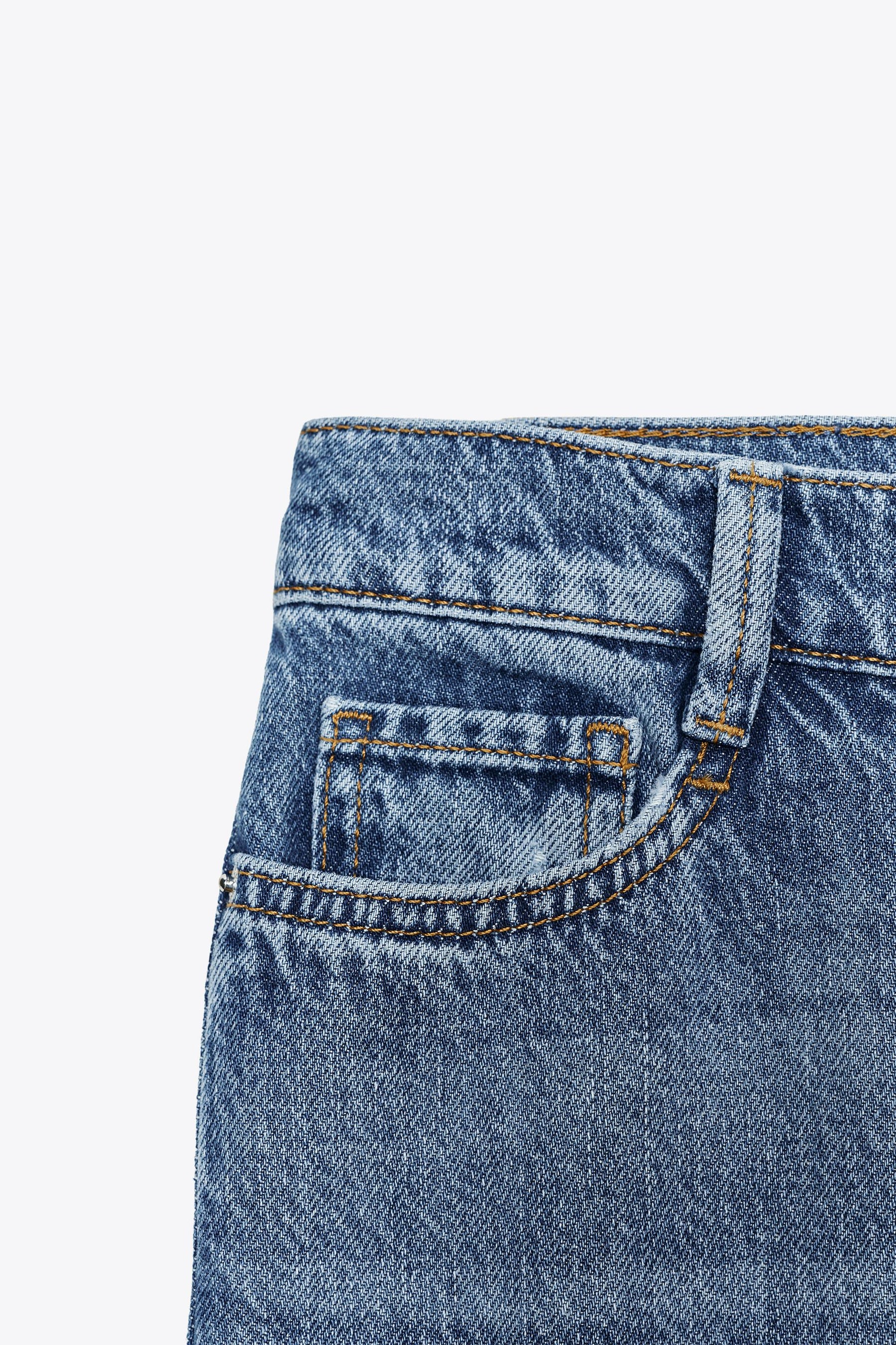 Wide-Leg High-Waist Jeans