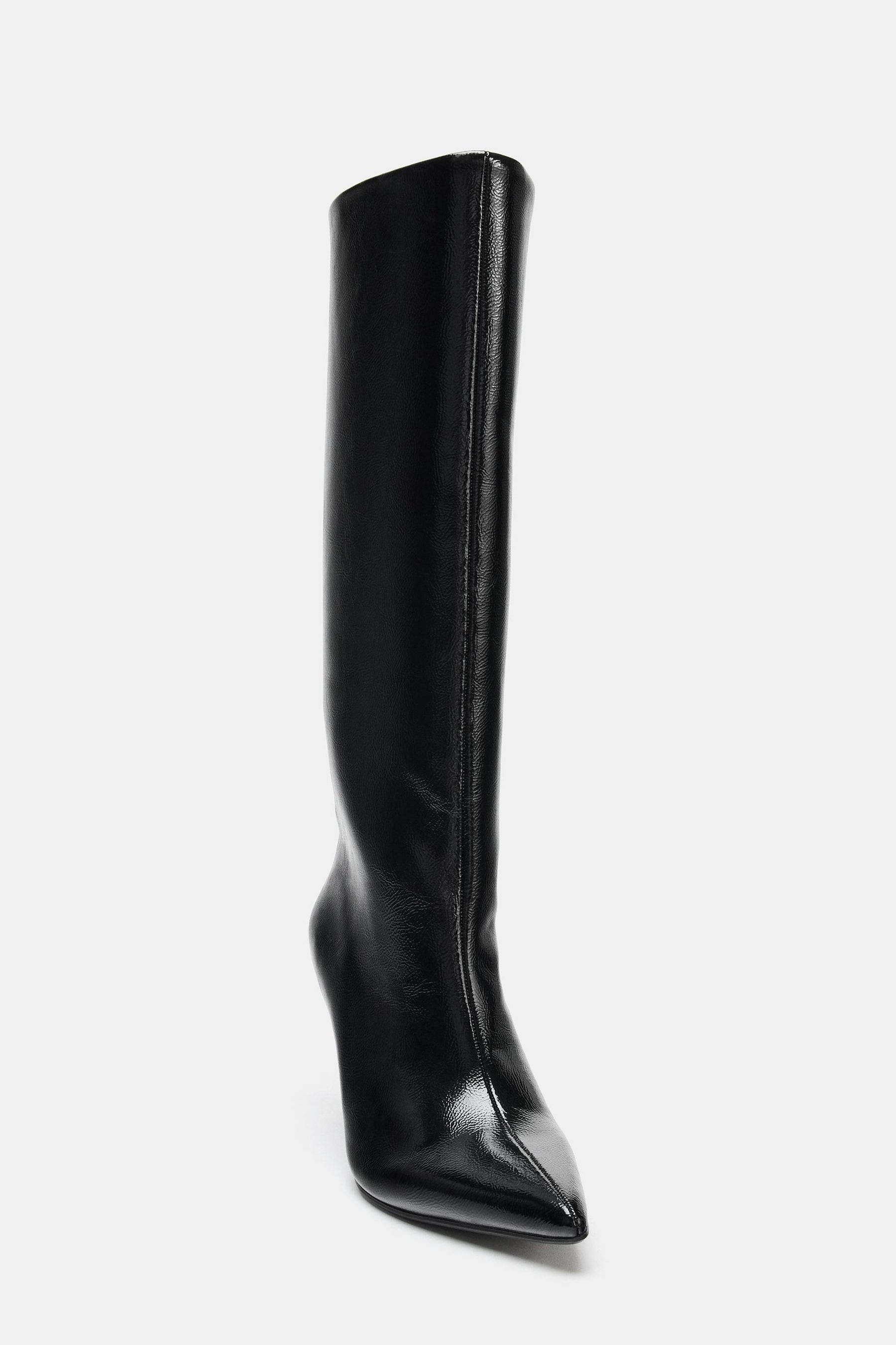 WIDE-LEG BOOTS WITH BLOCK