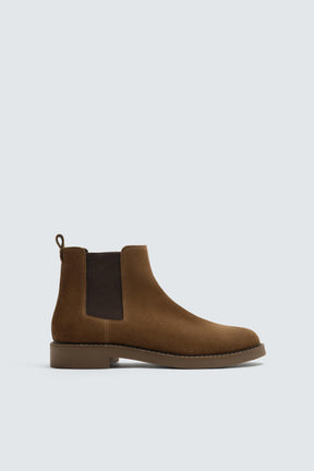 LEATHER CHELSEA BOOTS - Image 1