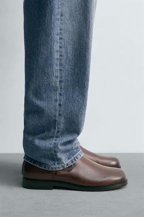 LIMITED EDITION LEATHER BOOTS - Image 2