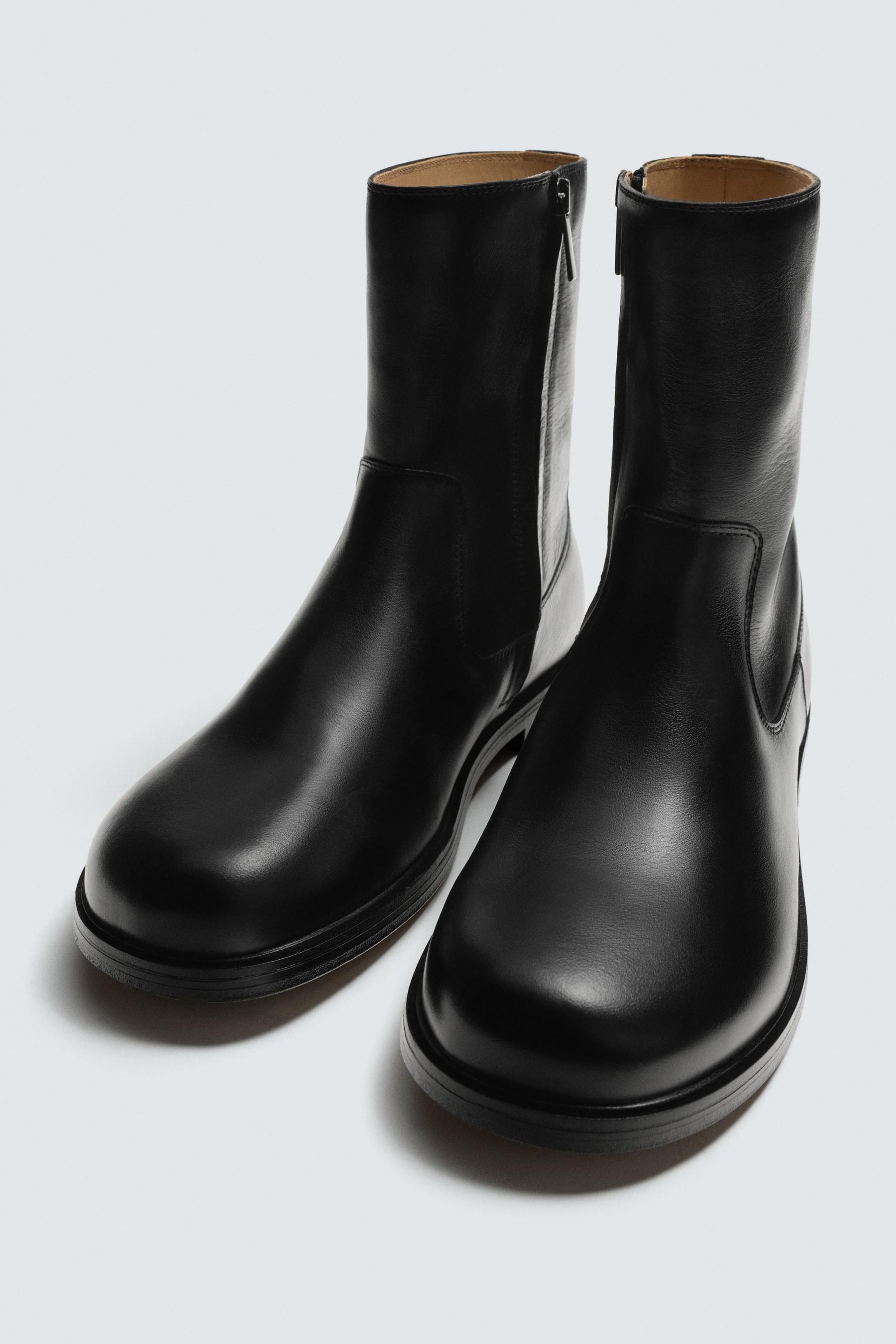 LIMITED EDITION LEATHER BOOTS - Image 5