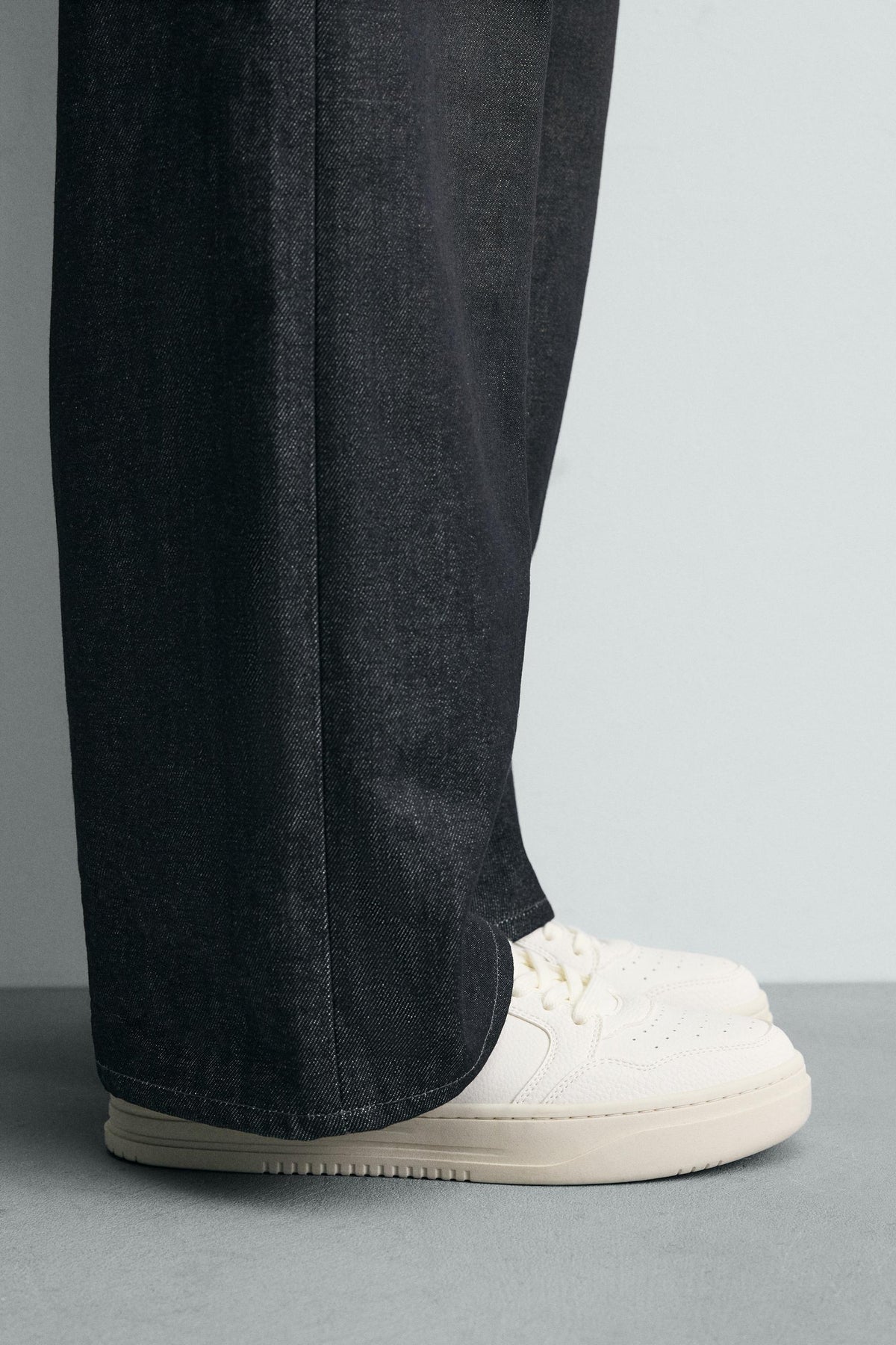 RETRO STYLE TRAINERS - Image 2