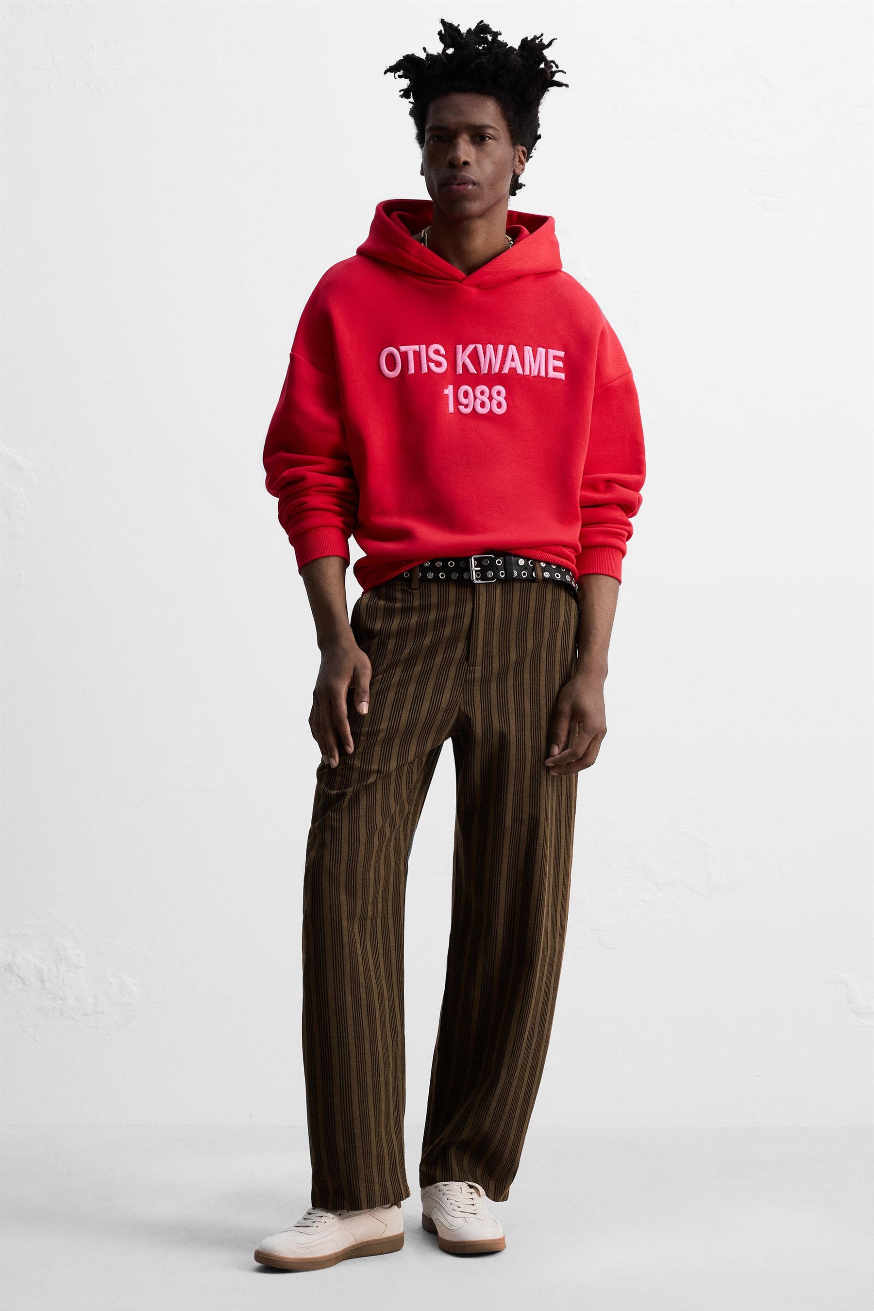 LEATHER TRAINERS WITH CONTRAST SOLE - Image 2