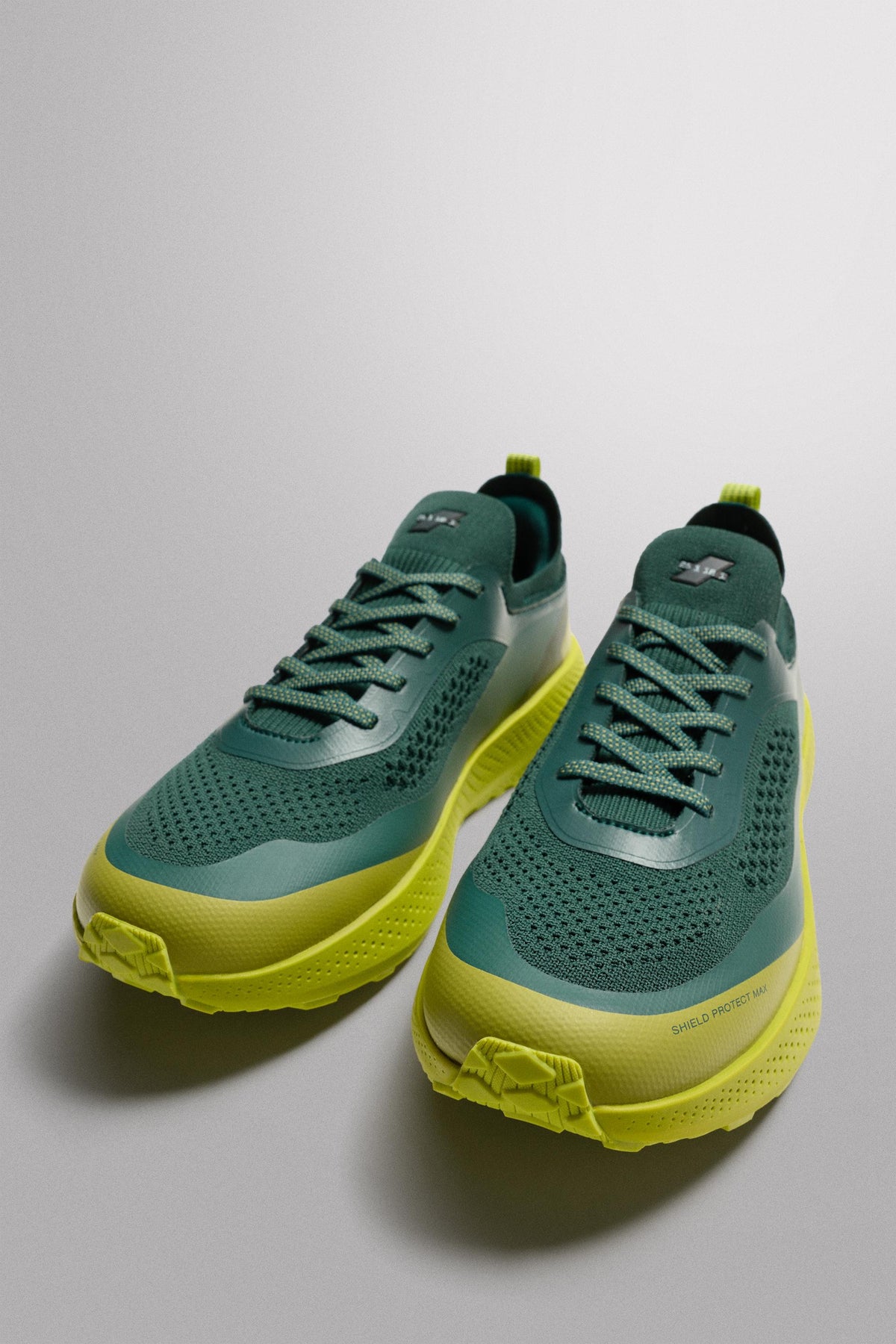 RUNNING SHOE - Image 2