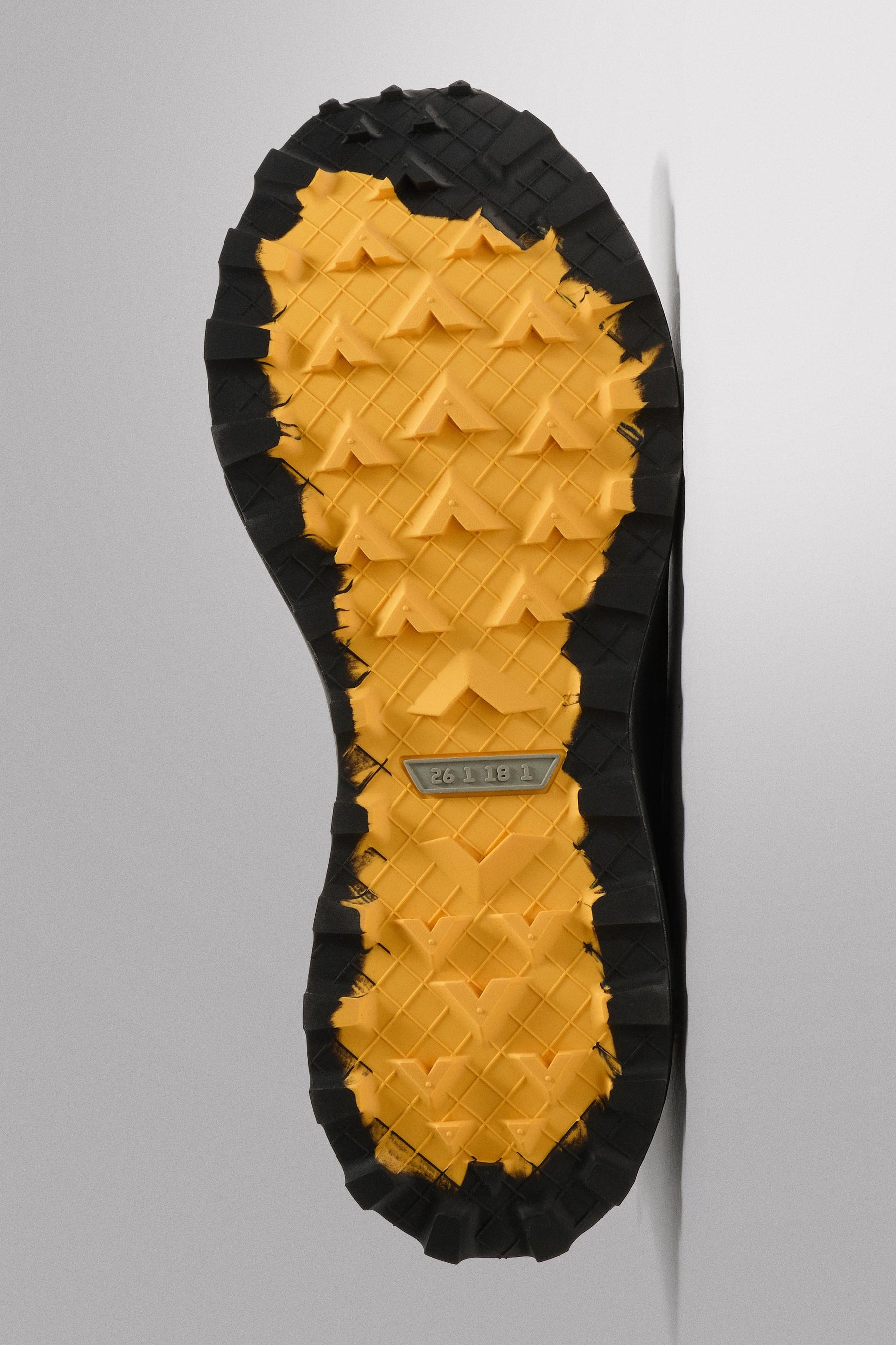 TRAIL RUNNING SHOE - Image 4