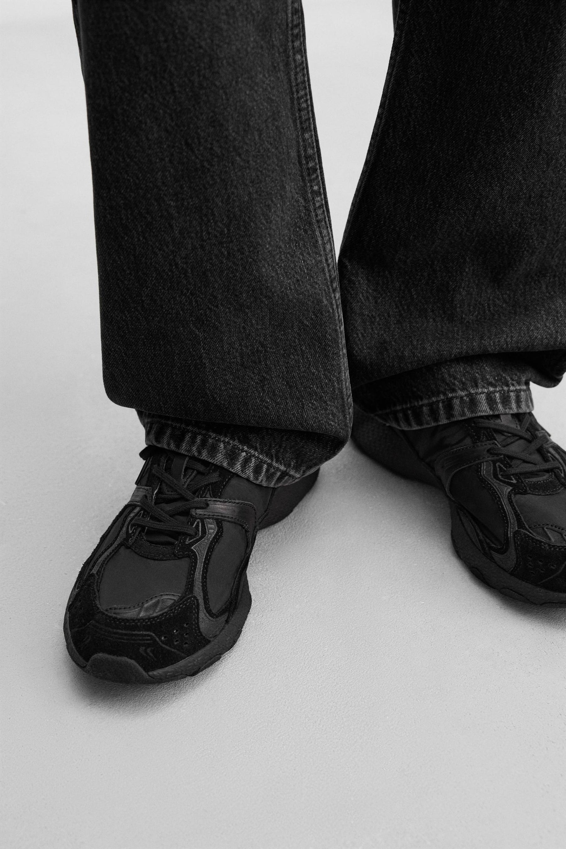 MONOCHROME TRAINERS - Image 4