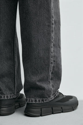 MONOCHROME TECHNICAL TRAINERS - Image 3