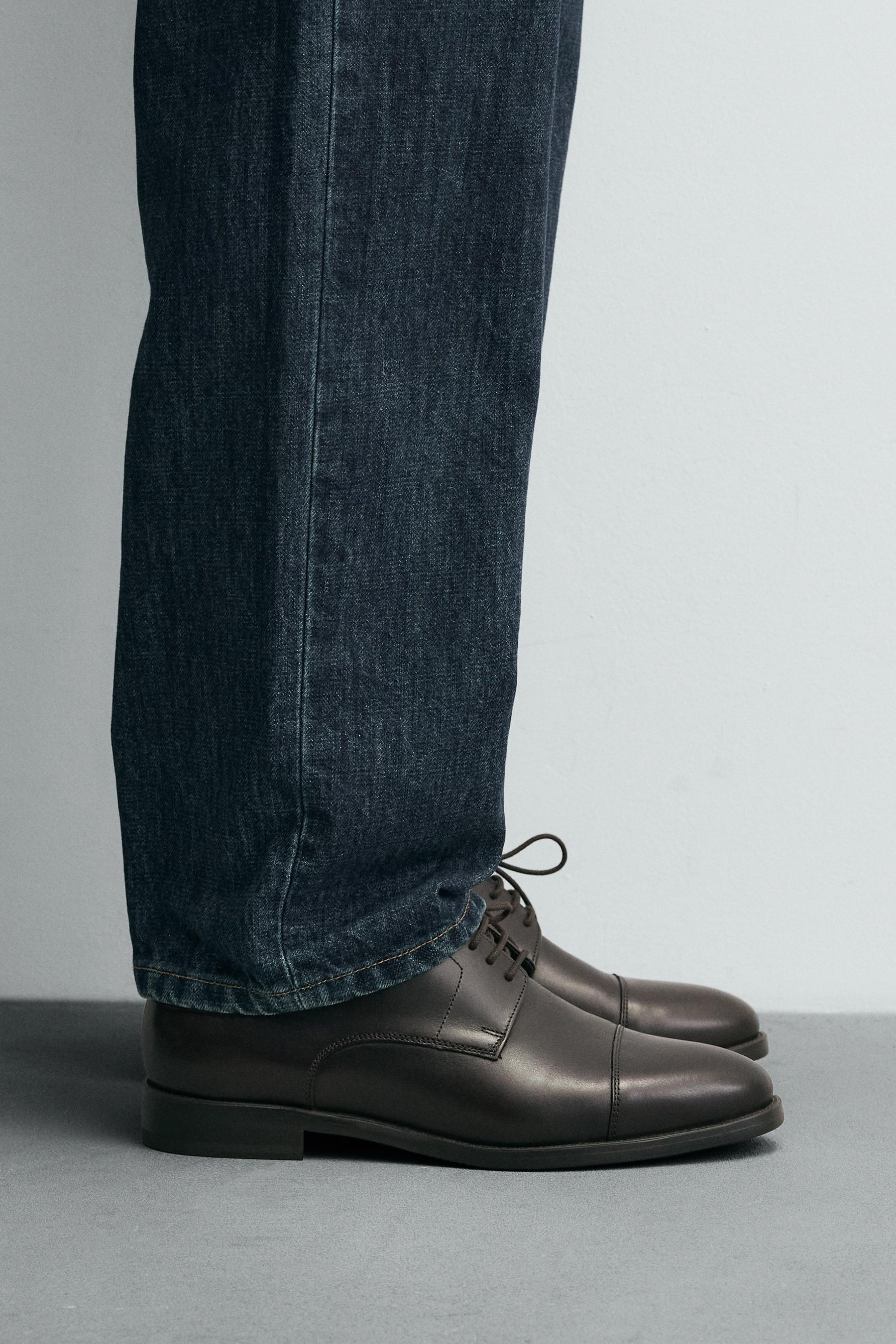 LEATHER DERBY SHOES - Image 1