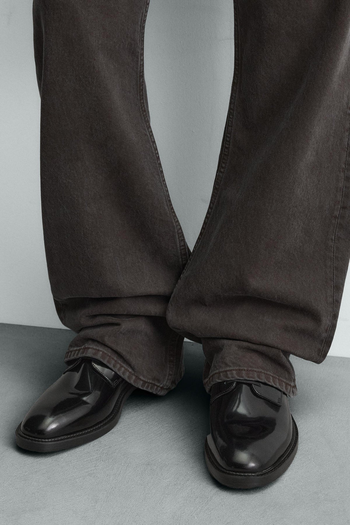 LEATHER DERBY SHOES - Image 1