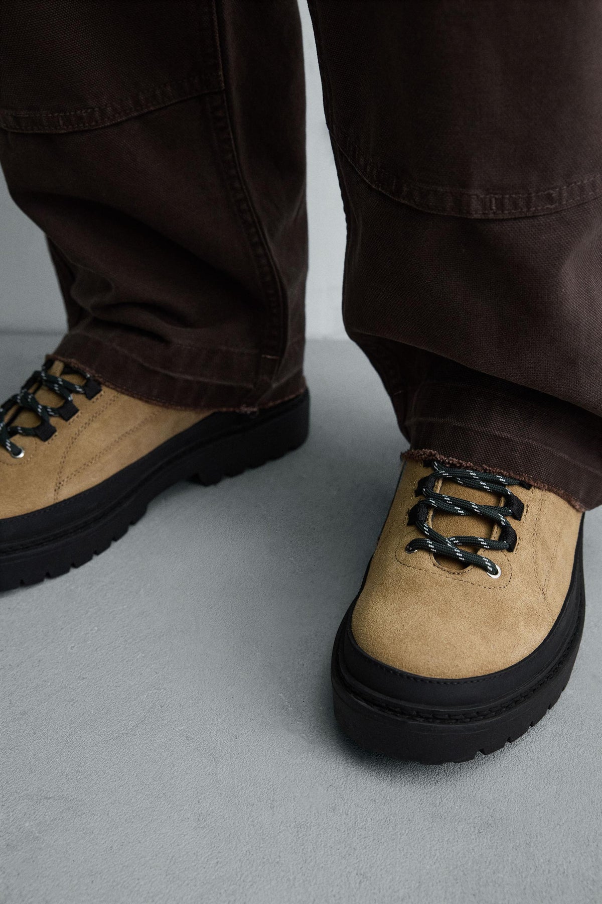 CONTRAST LEATHER SHOES - Image 2