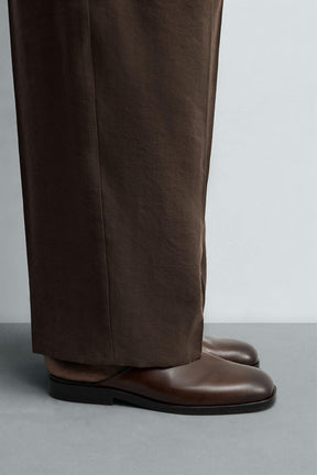 LEATHER CLOGS - Image 2