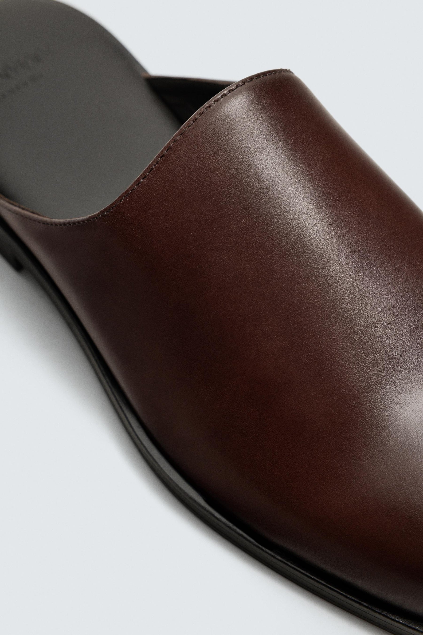 LEATHER CLOGS - Image 6