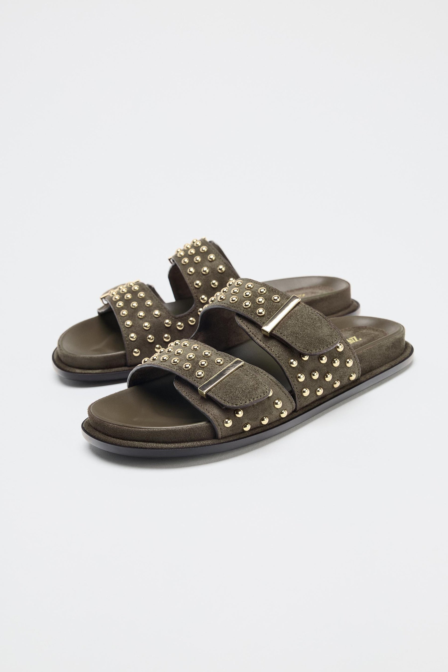 STUDDED BUCKLE SANDALS