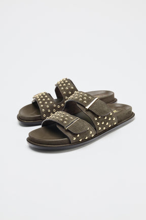 STUDDED BUCKLE SANDALS