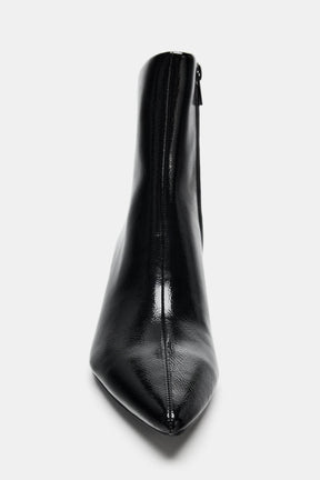 Ankle Boots with Kitten