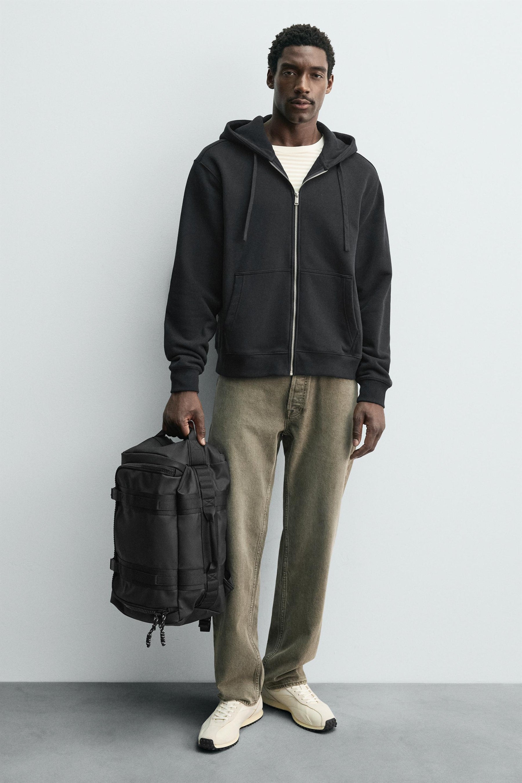 TECHNICAL TRAVEL BACKPACK