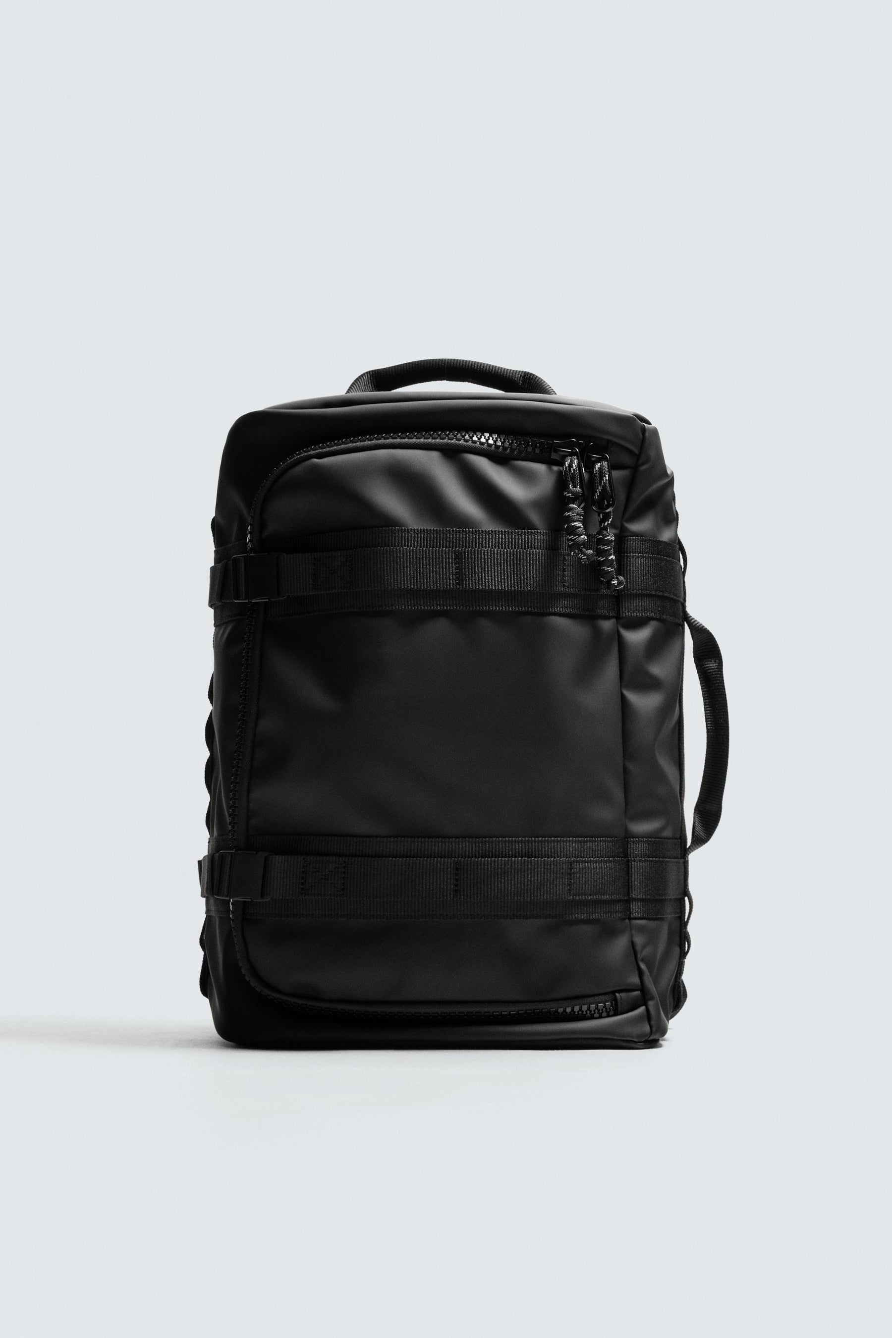 TECHNICAL TRAVEL BACKPACK