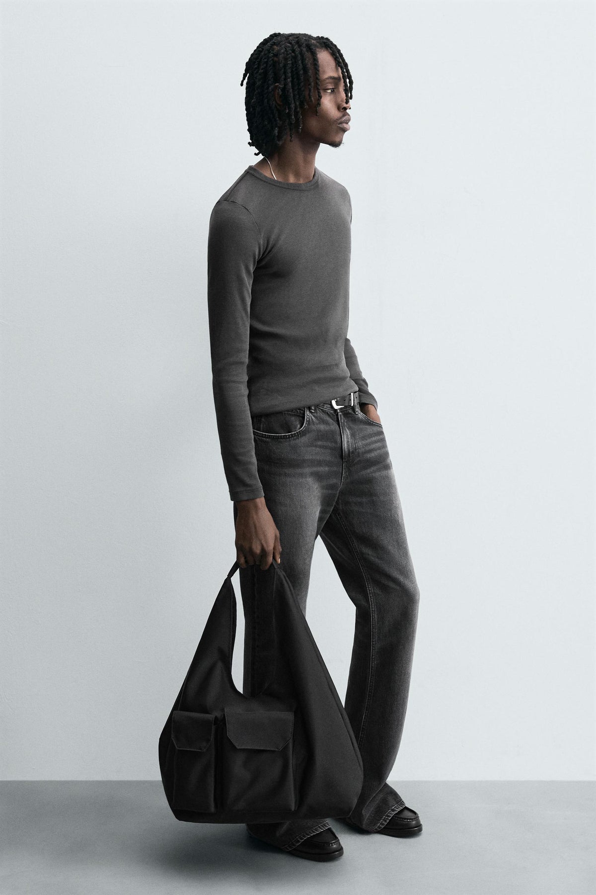 MULTI-POCKET SHOPPER BAG