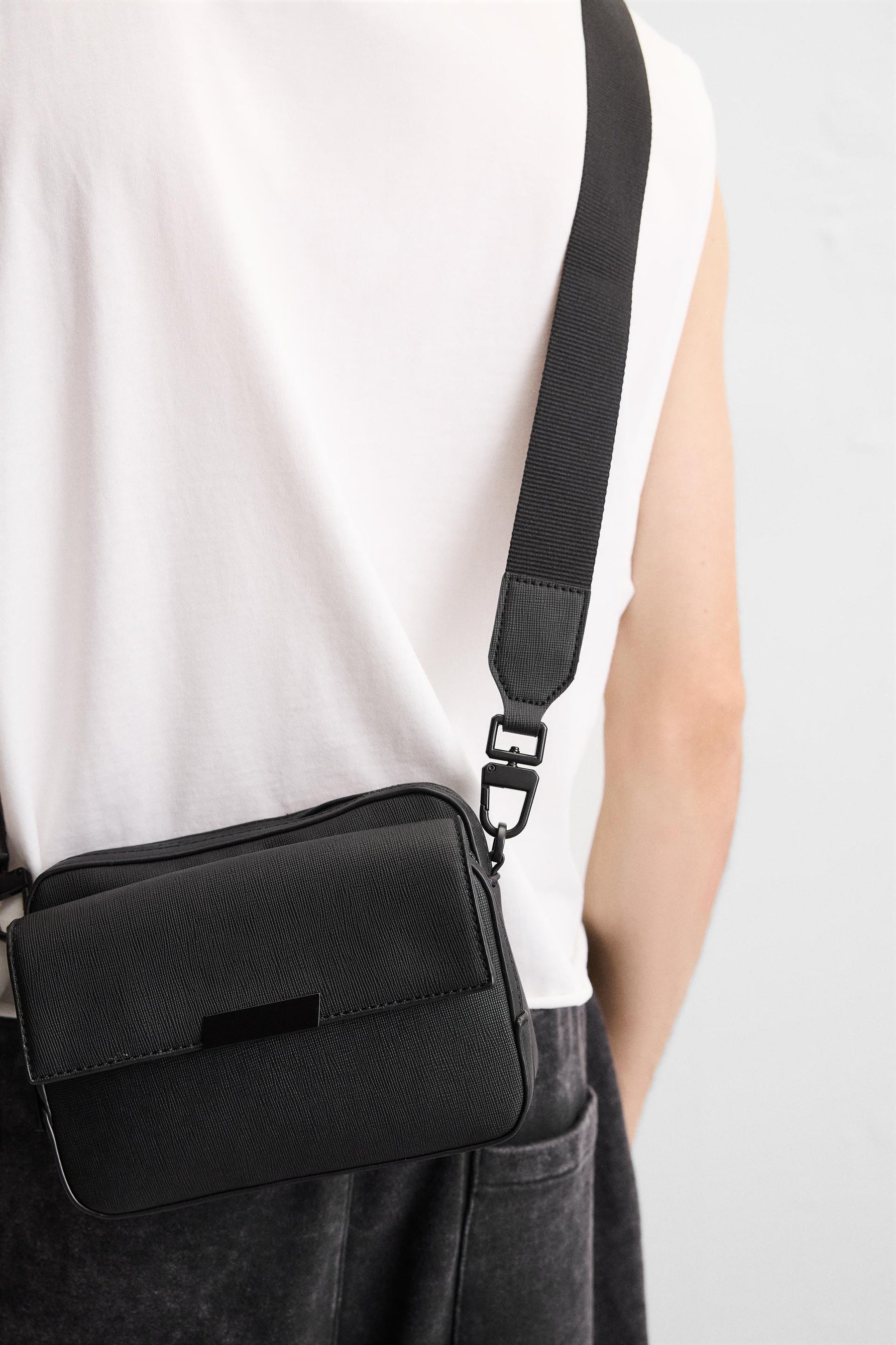 Structured Shoulder Bag