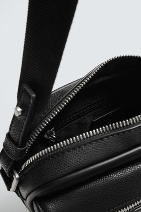 TEXTURED CROSSBODY BAG