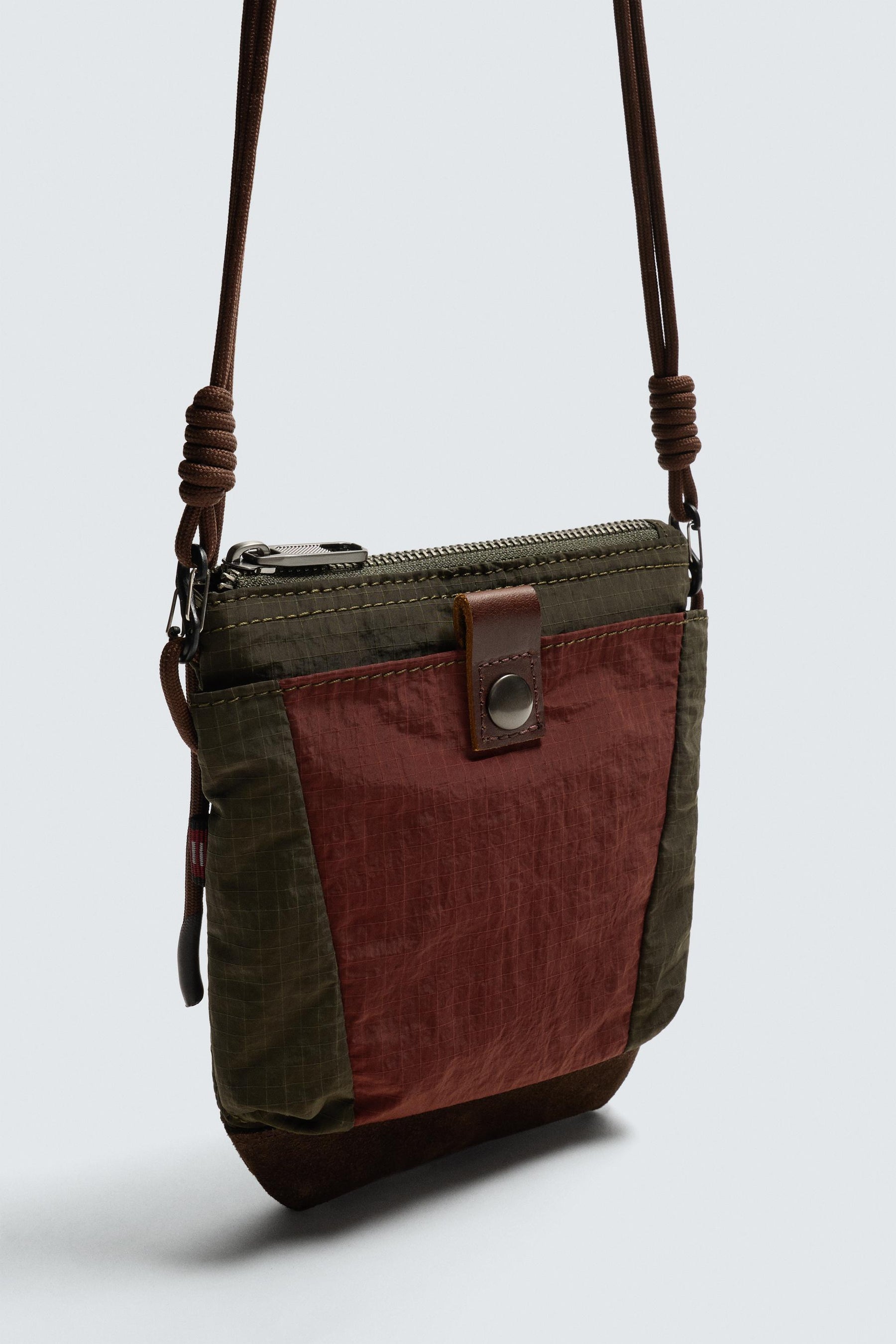 TECHNICAL CROSSBODY BAG WITH LEATHER DETAILS