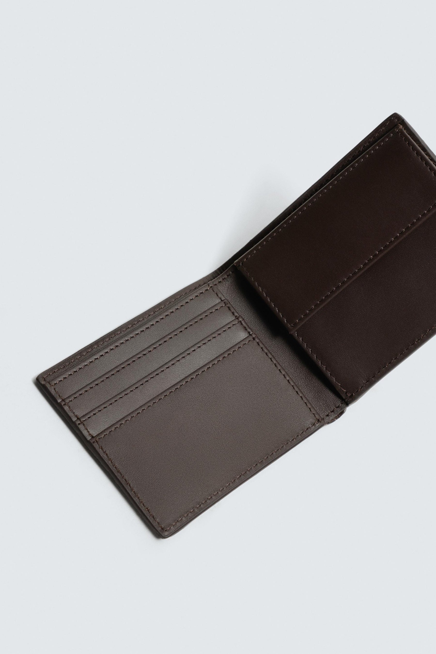 LEATHER WALLET