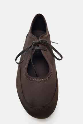 Laced sports ballerina