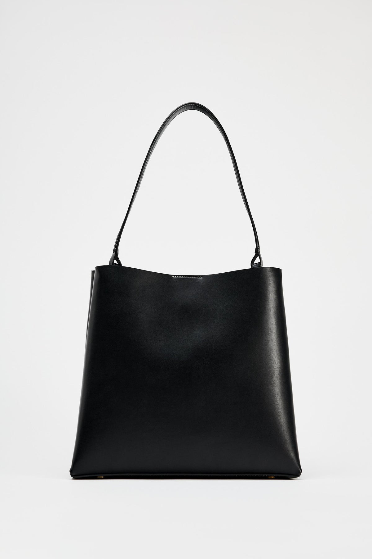 Minimalist Bucket Bag