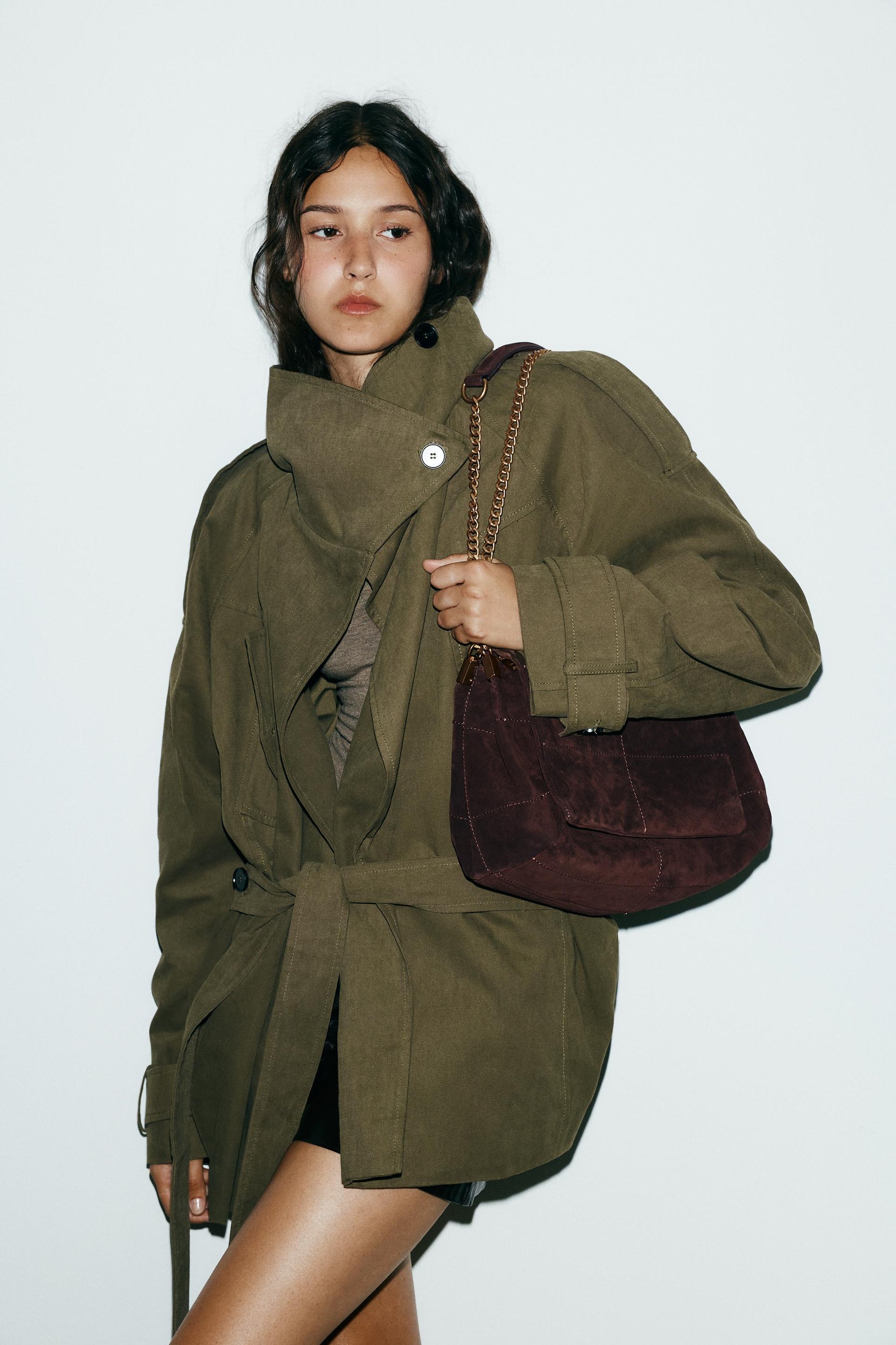 LEATHER SHOULDER BAG