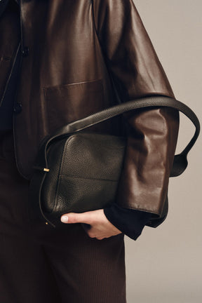 LEATHER SHOULDER BAG
